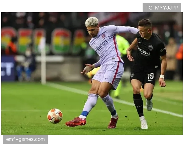 萨利巴与阿劳霍:力量型与技术型中卫路线分化分析 萨利巴与阿劳霍:力量型与技术型中卫路线分化分析