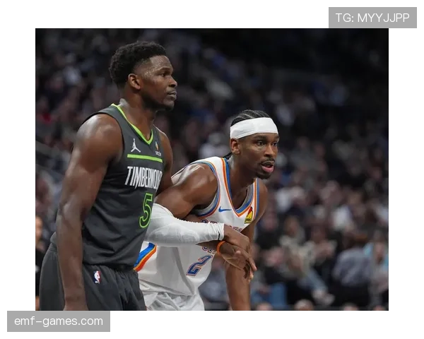 爱德华兹突破创造高效得分，助森林狼拉开后卫差距